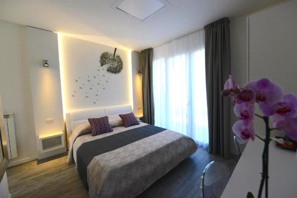 فندق La Brise مارينا دي بييتراسانْت المظهر الخارجي الصورة